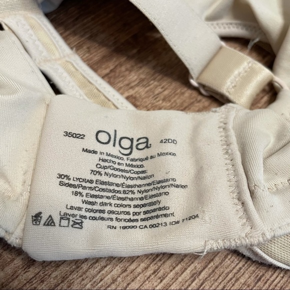 Olga Bra Sheer Perfection Full-Figure Coverage - Picture 3 of 3